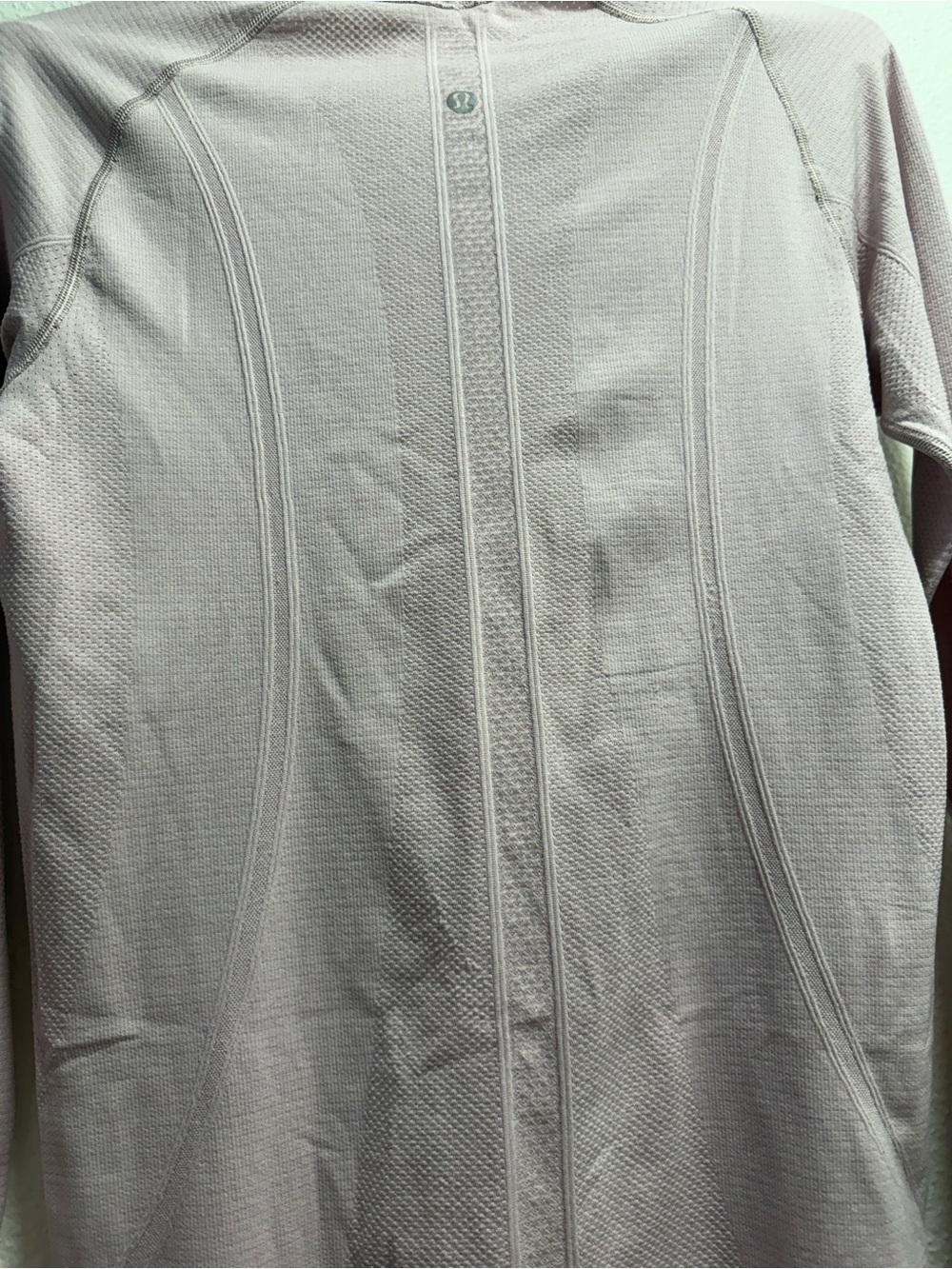 lululemon athletica swifly tech long sleeve 2.0 size 8 light Pink Top - Picture 10 of 10